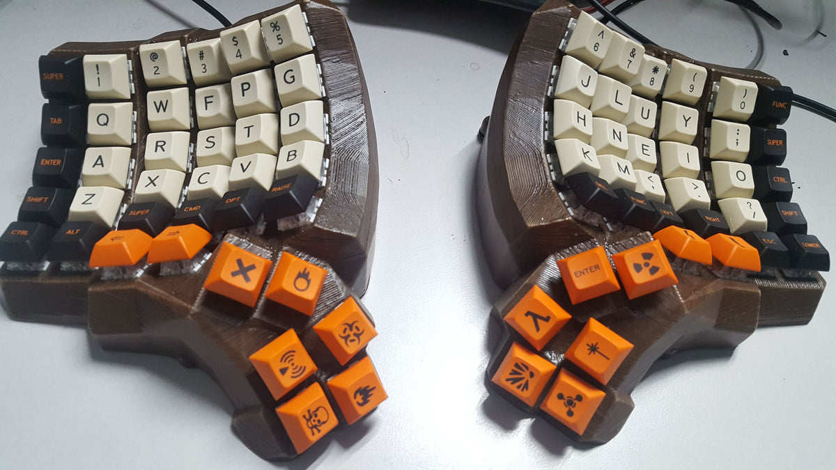 Ergonomic Keyboards – Oh, Keycaps!